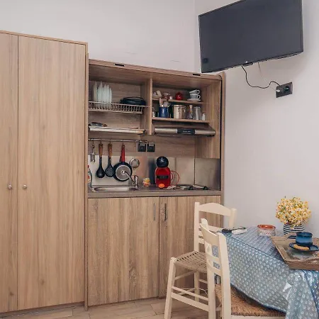 Oniropagida Hotell Apollonia