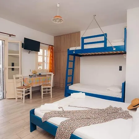 Oniropagida Hotell *